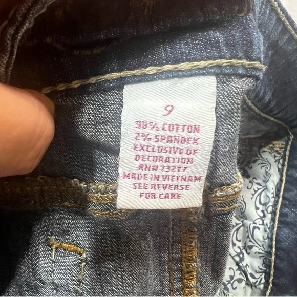 CANDIES women’s denim micro mini skirts raw hemming in size 9. GUC Vintage Y2K - Picture 8 of 9